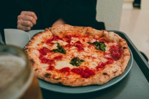 Raffaele Esposito e la Regina Margherita la storia della pizza napoletana